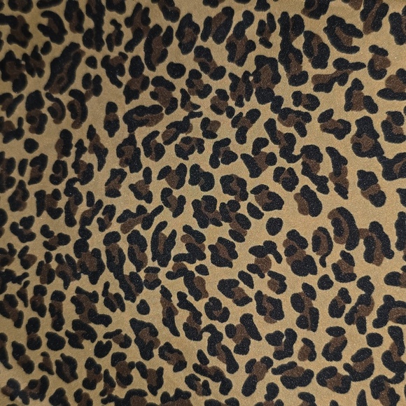 London Fog Cheetah Print Hooded Poncho One Size Fits Most - Picture 10 of 10